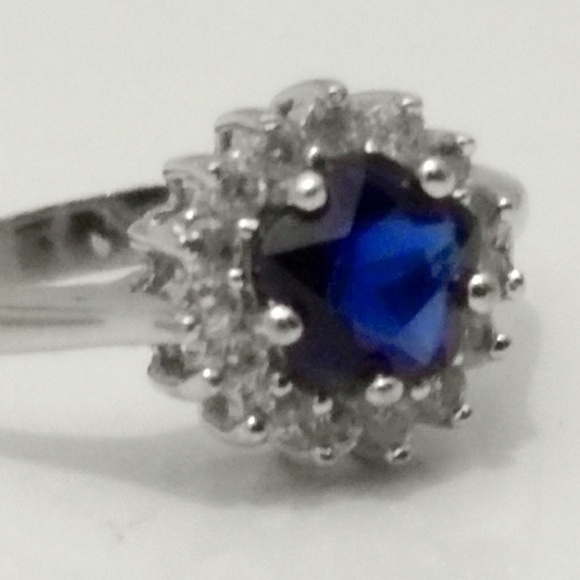 Vintage Signed Sapphire and Diamond Cocktail Ring - Picture 6 of 8